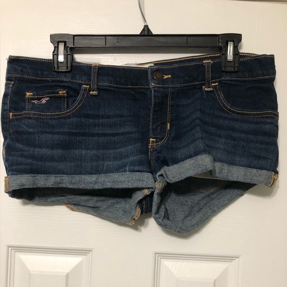Hollister low rise short jean  shorts women’s size 9 waist measures 32” cuffed - Picture 1 of 7